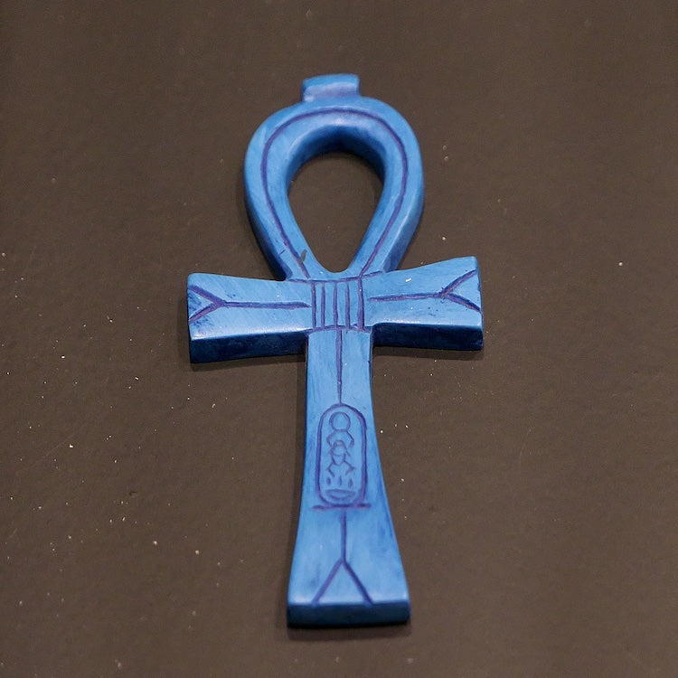 What does wearing an ankh mean